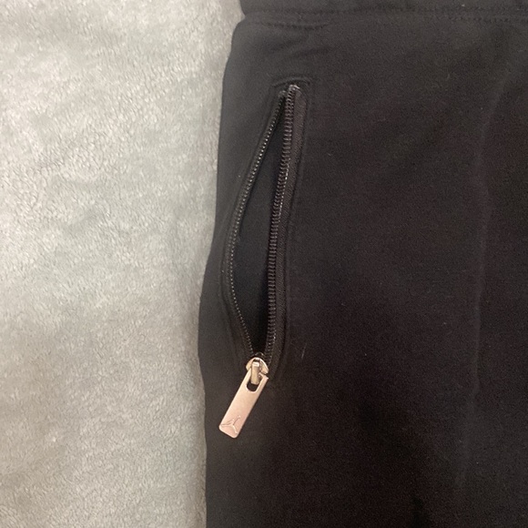 Nike Jordan black sweat pants size 10-12: 2 side zip up pockets, one back pocket - Picture 3 of 7
